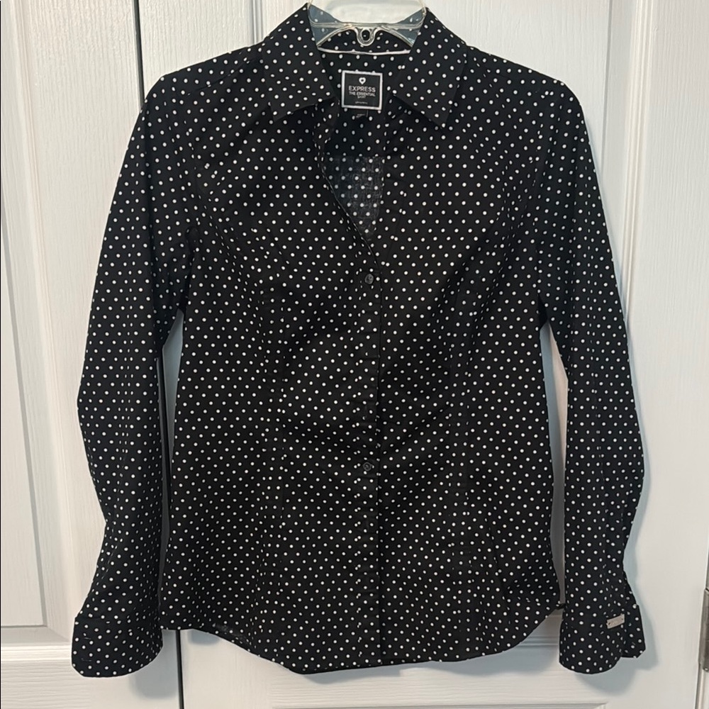 Express Women’s Medium Black Polka Dot Button-Up Shirt